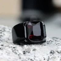 Vintage Black Red New Fashion Hand Ornament Punk